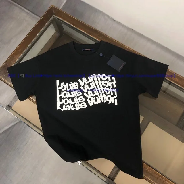Louis Vuitton T-Shirts Short-Sleeve Crew-Neck Graphic product detail image 27
