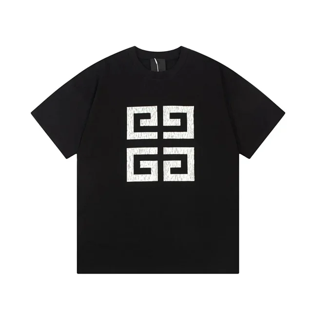 Givenchy T-Shirts Graphic Print Crewneck T-Shirt product detail image 7