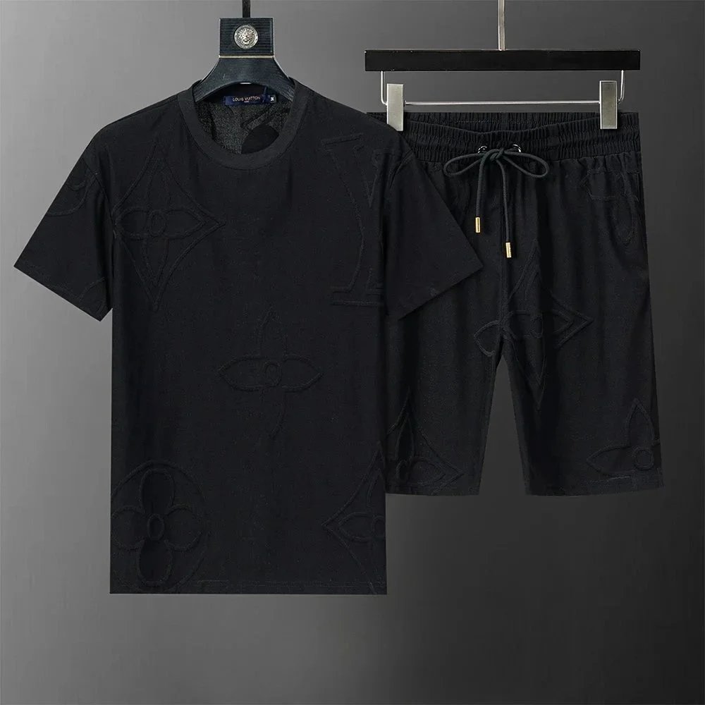 Dior Matching Sets Short-Sleeve T-Shirt and Drawstring Shorts Set — 27