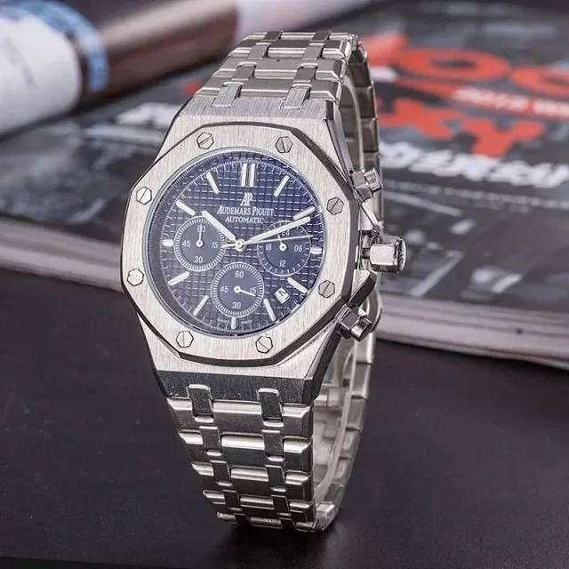 Bvlgari Watches Jeweled oval watch with crocodile-pattern bracelet product detail image 2