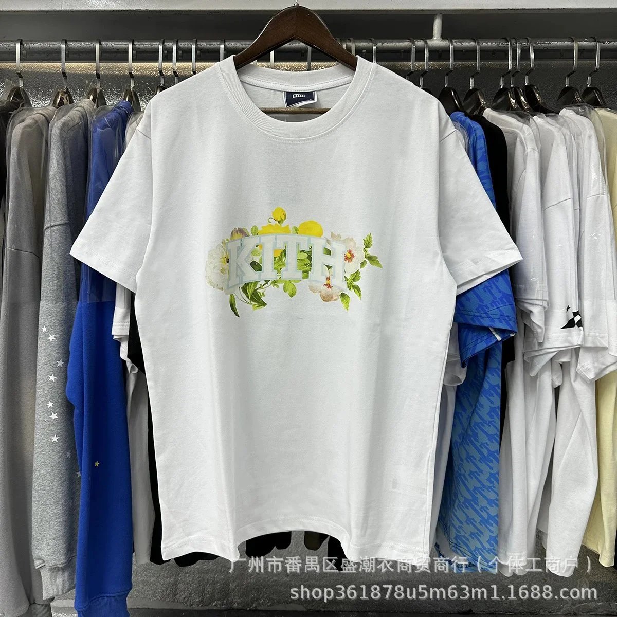 Kith T-Shirts Short-Sleeve Graphic Print Crewneck — White 8055