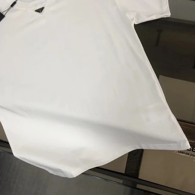 Prada T-Shirts Short-Sleeve Triangle Logo T-Shirt product detail image 7