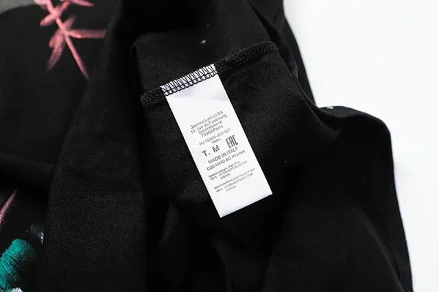 Lanvin T-Shirts Short-Sleeve Paint-Splatter Logo T-Shirt product detail image 9