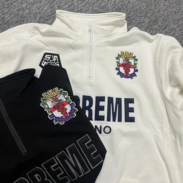 Supreme Hoodies & Sweatshirts Logo Crewneck Sweatshirt product detail image 8