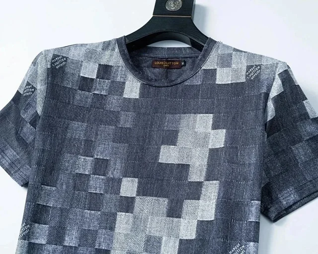 Louis Vuitton Matching Sets Monogram short-sleeve T-shirt and shorts set product detail image 6