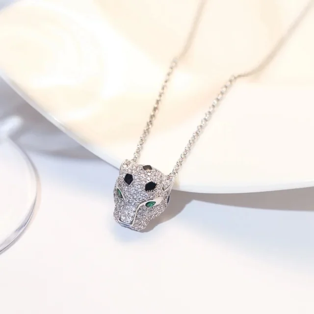 Cartier Jewelry Panther pendant necklace product detail image 8