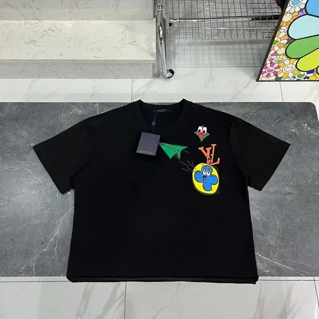 Louis Vuitton T-Shirts Graphic Logo Print product detail image 8