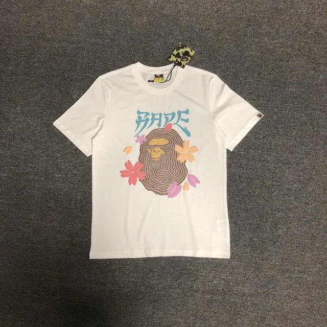 BAPE T-Shirts Short-Sleeve Graphic product detail image 9