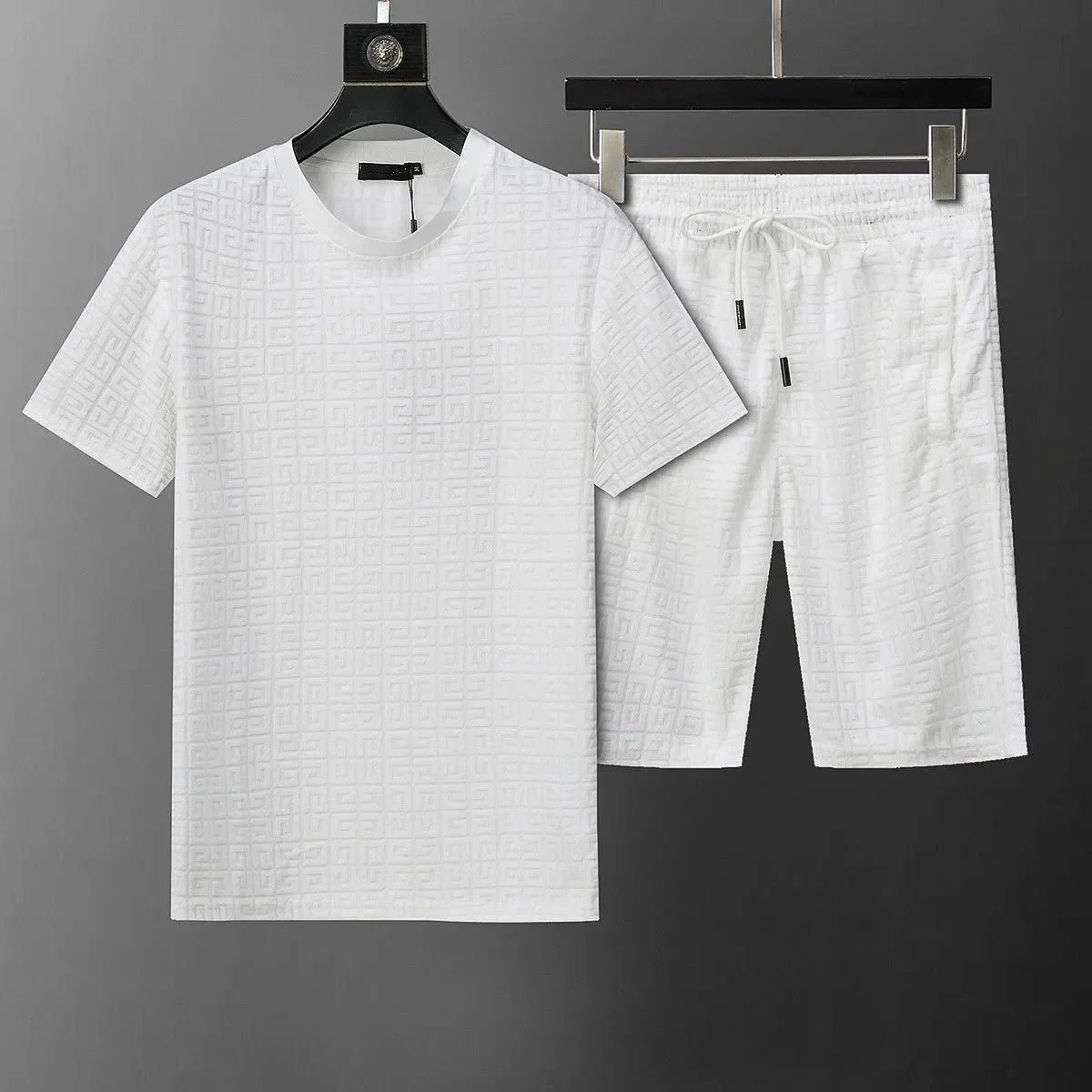 Dior Matching Sets Short-Sleeve T-Shirt and Drawstring Shorts Set — 33
