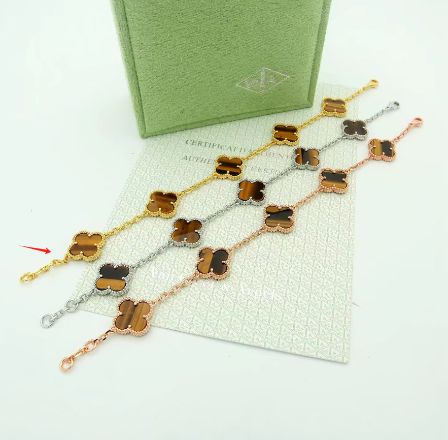 Unbranded Jewelry Clover Chain Bracelet — 8361-7
