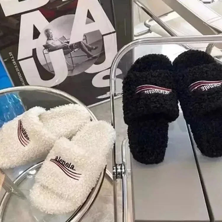 BALENCIAGA Slipper 7