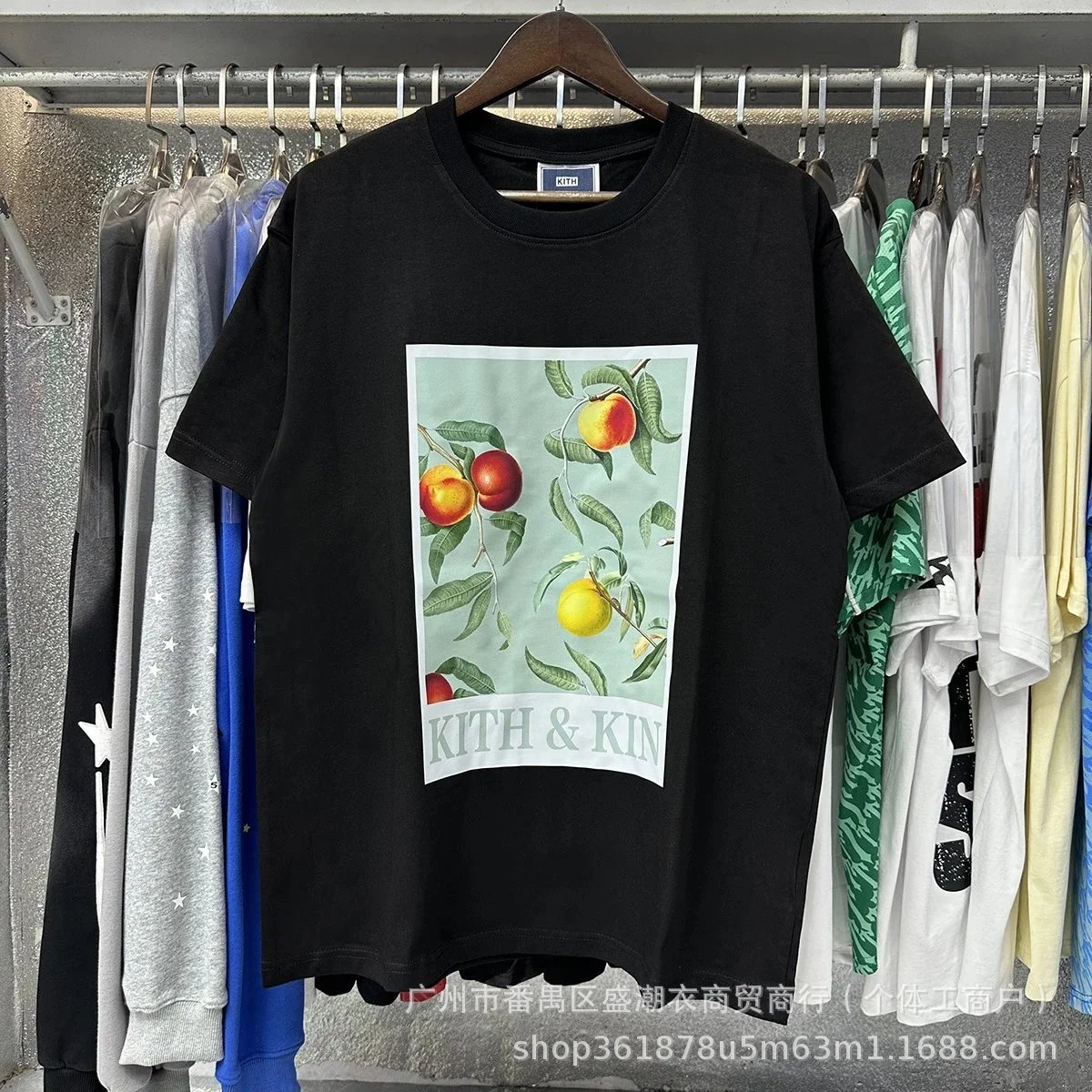 Kith T-Shirts Short-Sleeve Graphic Print Crewneck — Black 8056