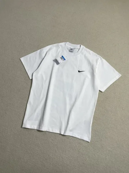 Nike Swoosh Logo T-Shirt White T-Shirt - 1