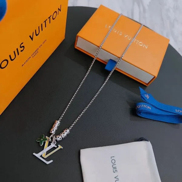 Louis Vuitton LV Angel Pendant Chain Necklace Silver - 10