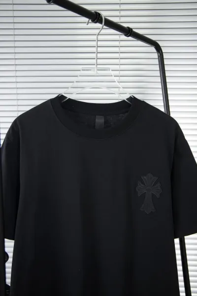 Chrome Hearts Black Embroidered Cross T-Shirt - 1