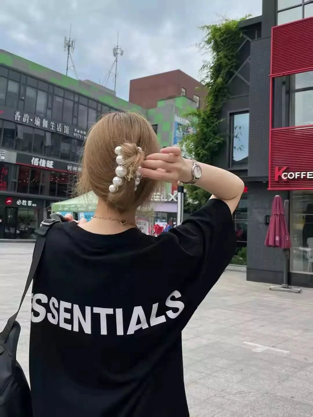 Fear of God Essentials Oversized Heather Gray T-Shirt - 4