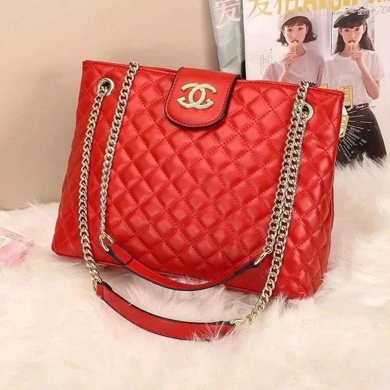 Chanel Crossbody Bags Quilted Chain-Strap Bag image 4