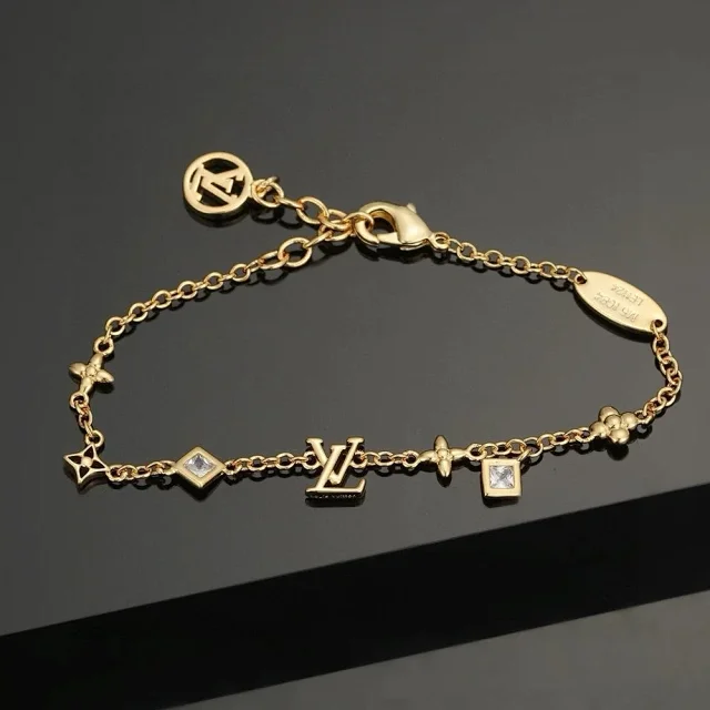 Louis Vuitton Jewelry Monogram charm bracelet product detail image 2
