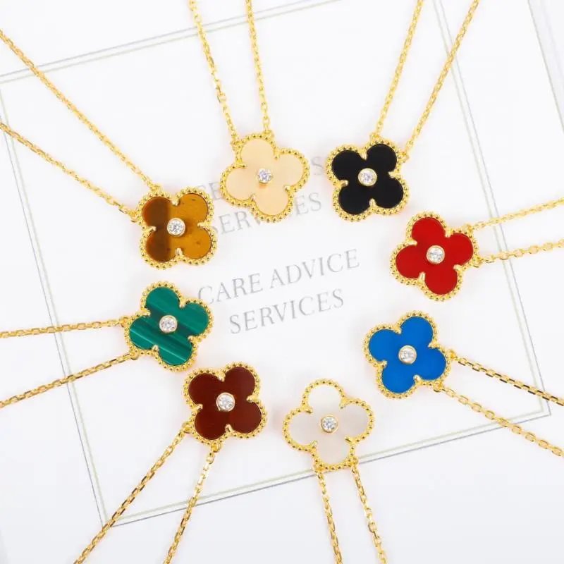 Unbranded Jewelry Four-Leaf Clover Pendant Necklace image 2