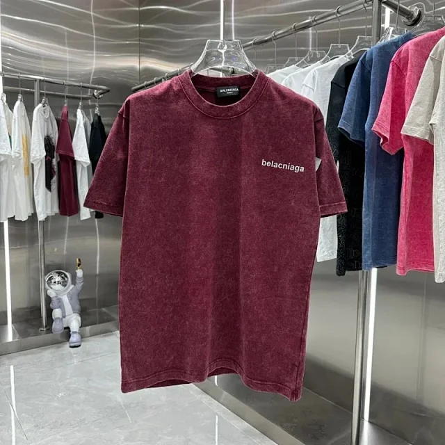 Balenciaga T-Shirts Short-Sleeve Crew-Neck Graphic product detail image 6