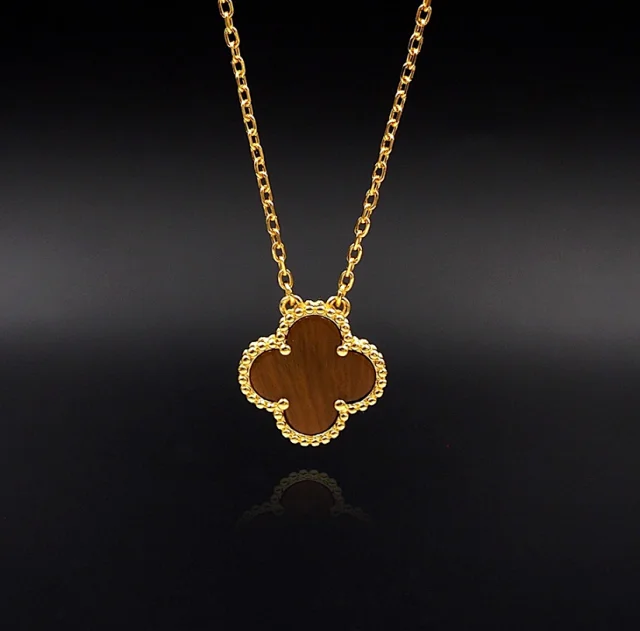 Unbranded Jewelry Four-Leaf Clover Pendant Necklace product detail image 8