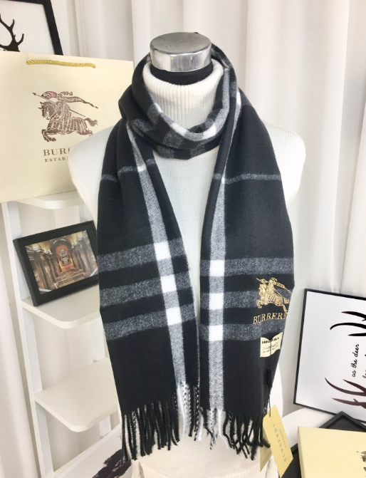 Burberry Scarves Fringed check scarf — A- 6 black