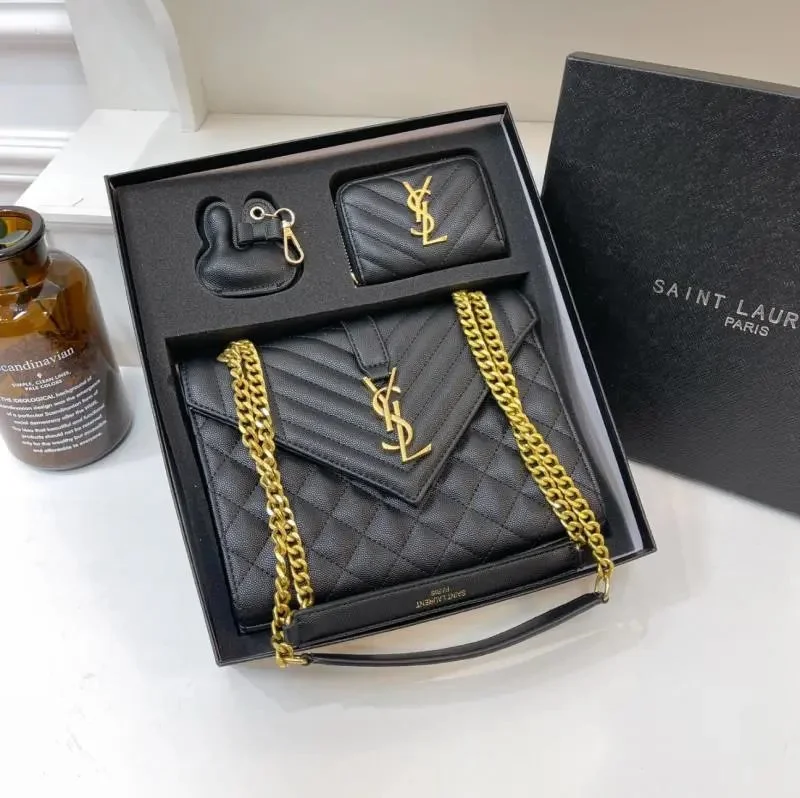 LV/Chanel/Gucci Bag 