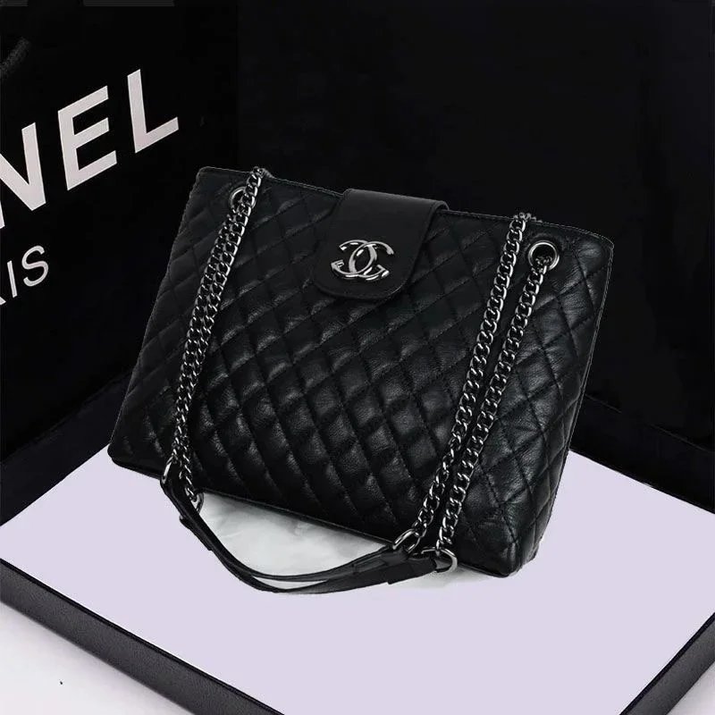 Chanel Crossbody Bags Quilted Chain-Strap Bag image 2