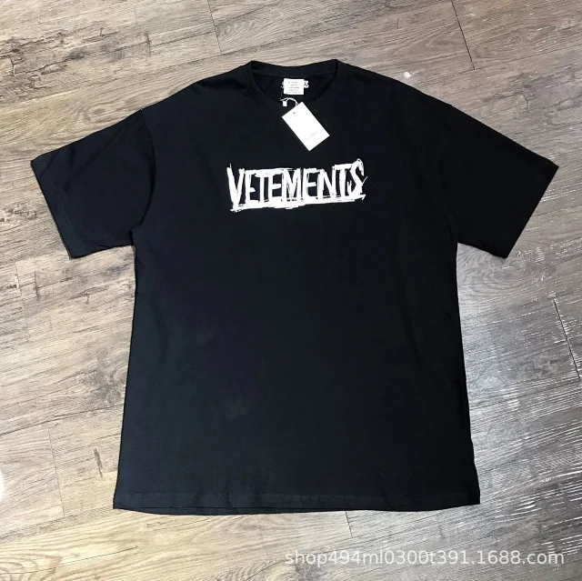 Vetements T-Shirts Logo-Print product detail image 8