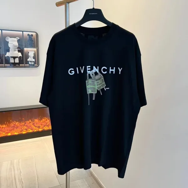 Givenchy Lock Print Graphic T-Shirt Black - 1