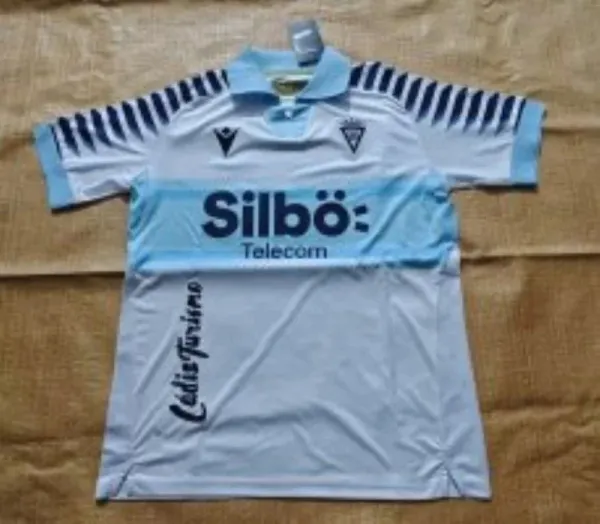 Real Valladolid 2001-02 Away Jersey Light Blue/White - 1