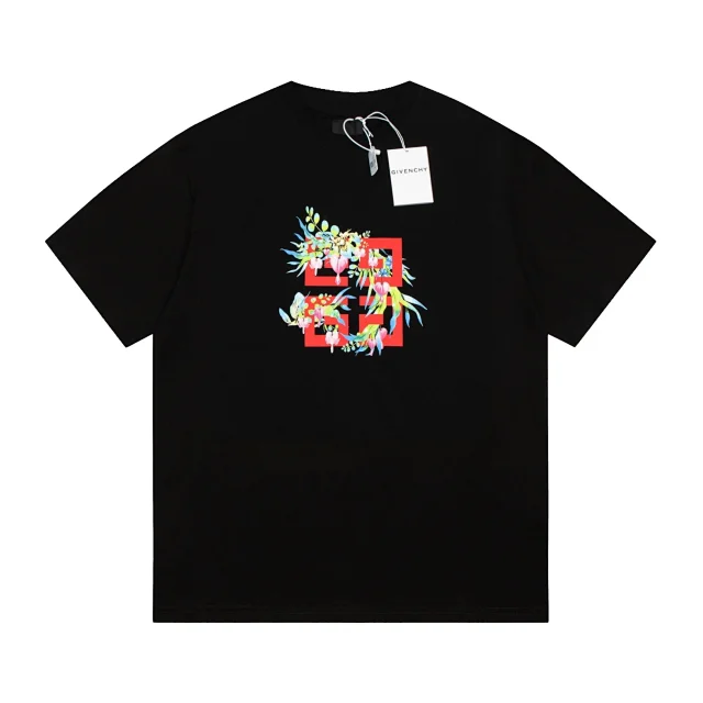 Givenchy T-Shirts Graphic Logo T-Shirt product detail image 5