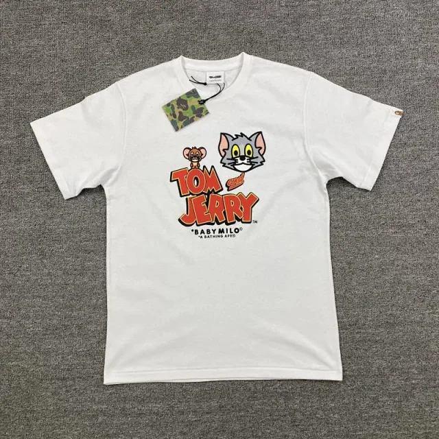A BATHING APE T-Shirts Short-Sleeve Head Graphic product detail image 7
