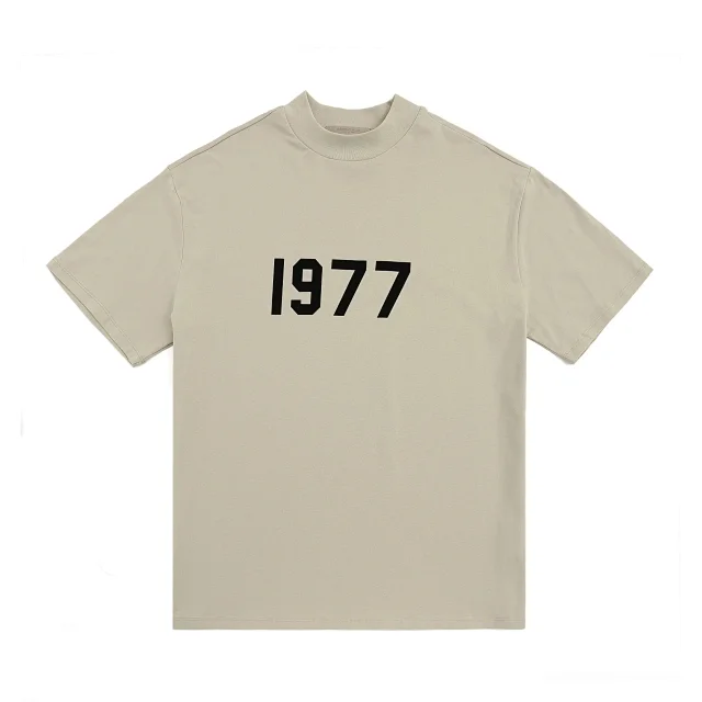 Fear of God T-Shirts Essentials 1977 Graphic product detail image 4