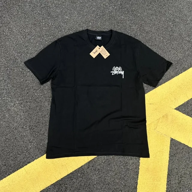 Stüssy T-Shirts Short-Sleeve Graphic Logo T-Shirt product detail image 4