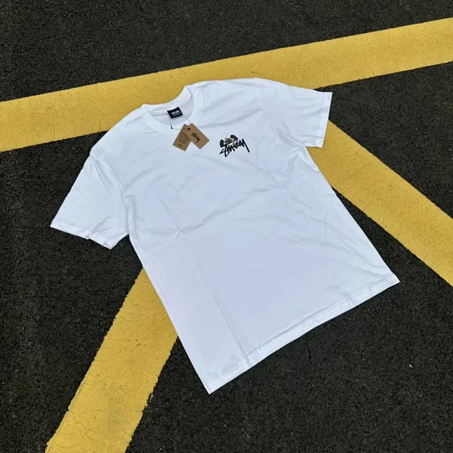 Stüssy T-Shirts Short-Sleeve Graphic Logo T-Shirt product detail image 5