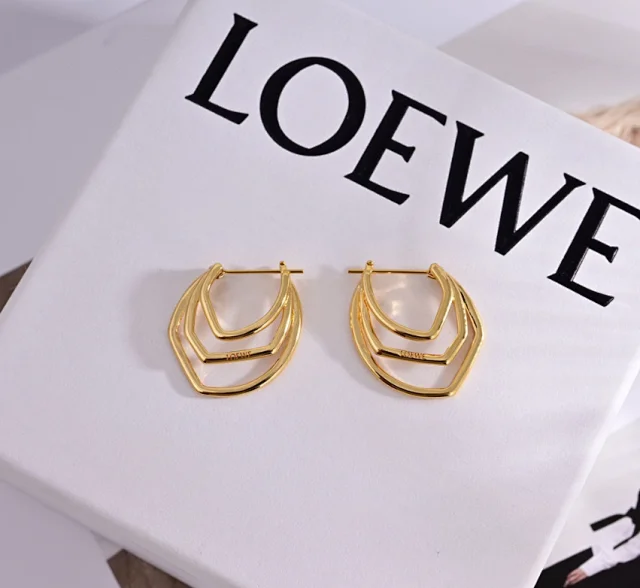 LOEWE Jewelry Logo stud earrings product detail image 8