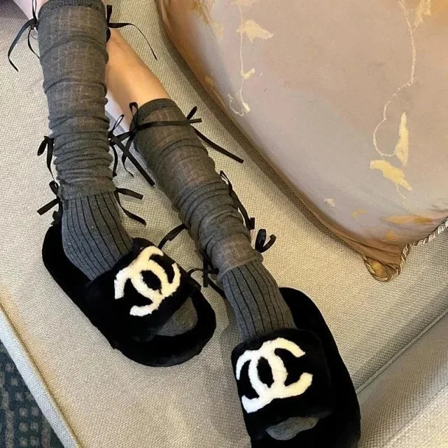 Chanel Slippers Faux Fur Double-C Logo Slide product detail image 3