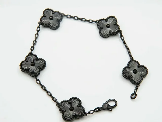 Unbranded Jewelry Clover Chain Bracelet product detail image 7