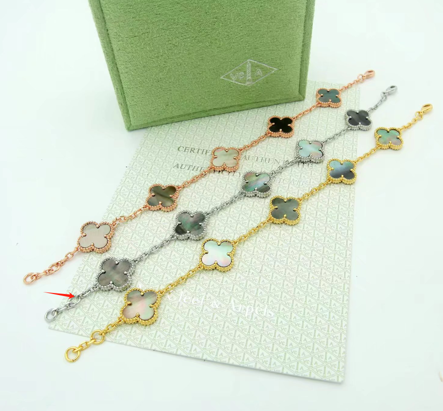 Unbranded Jewelry Clover Chain Bracelet — 8361-5