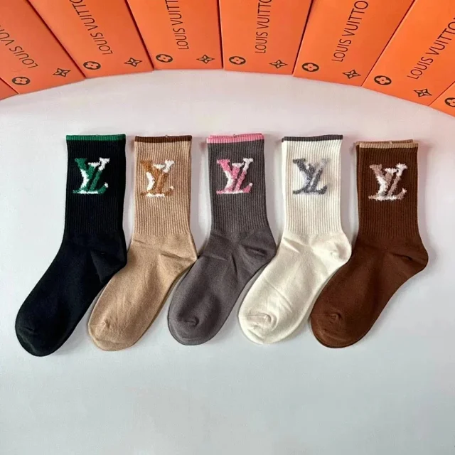 Louis Vuitton Socks 5-Pair Logo Crew Set product detail image 9