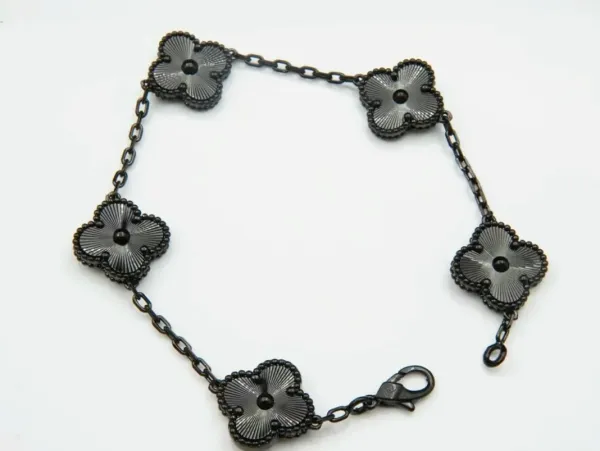 Van Cleef & Arpels Alhambra Black Onyx Bracelet - 1