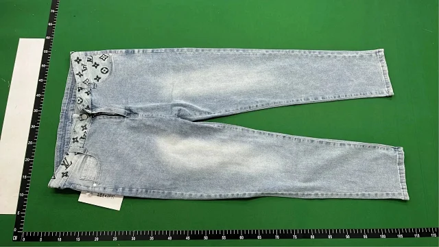 Louis Vuitton Jeans Monogram straight-leg product detail image 3