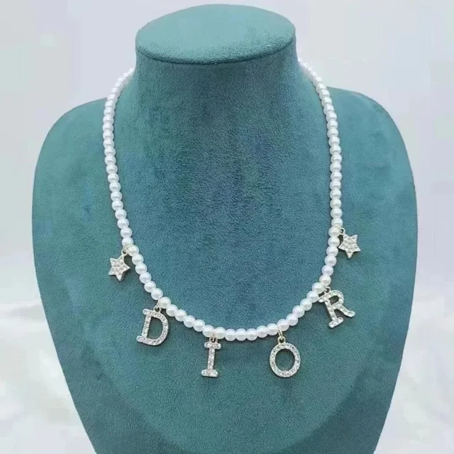Dior Jewelry Pearl Letter Charm Necklace product detail image 3