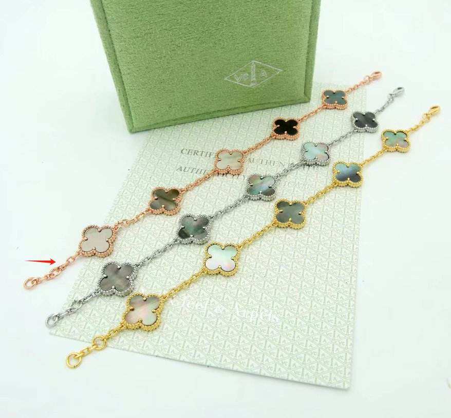 Unbranded Jewelry Clover Chain Bracelet — 8361-4