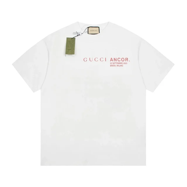 Gucci T-Shirts Short-Sleeve Logo Print T-Shirt product detail image 1