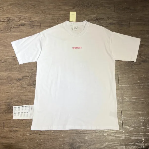 Vetements Small Logo Print White T-Shirt - 1