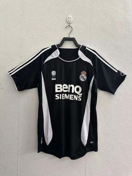 Real Madrid 2005-06 Away Jersey Black/White - 1