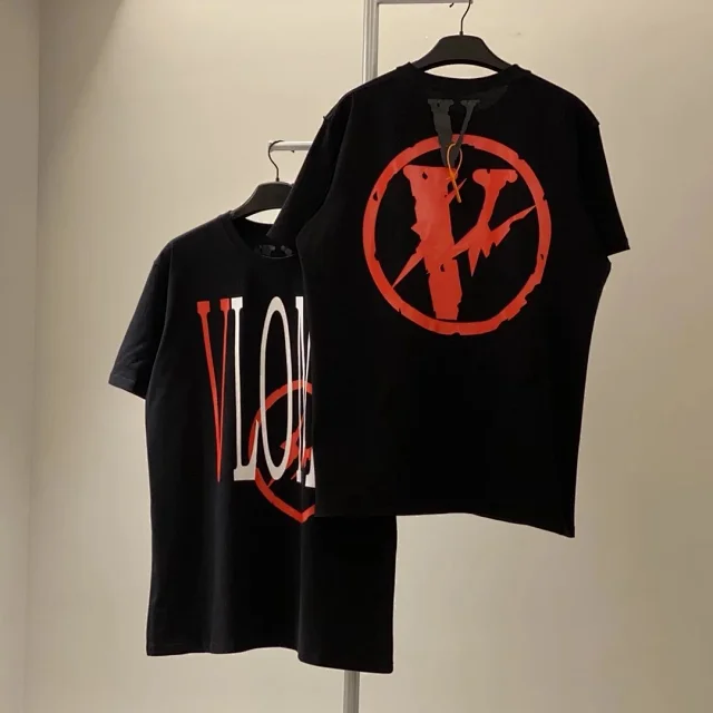 VLONE T-Shirts Short-Sleeve Logo Graphic product detail image 8