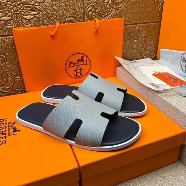Hermès Oran Slide Sandals Gray and Black Slippers - 1